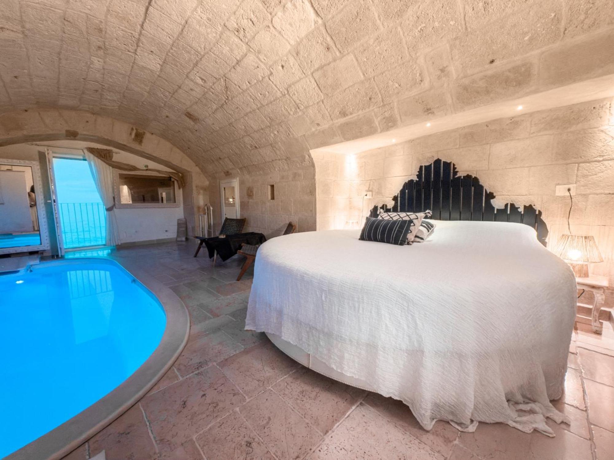 Bellavista Suites Монополи Екстериор снимка
